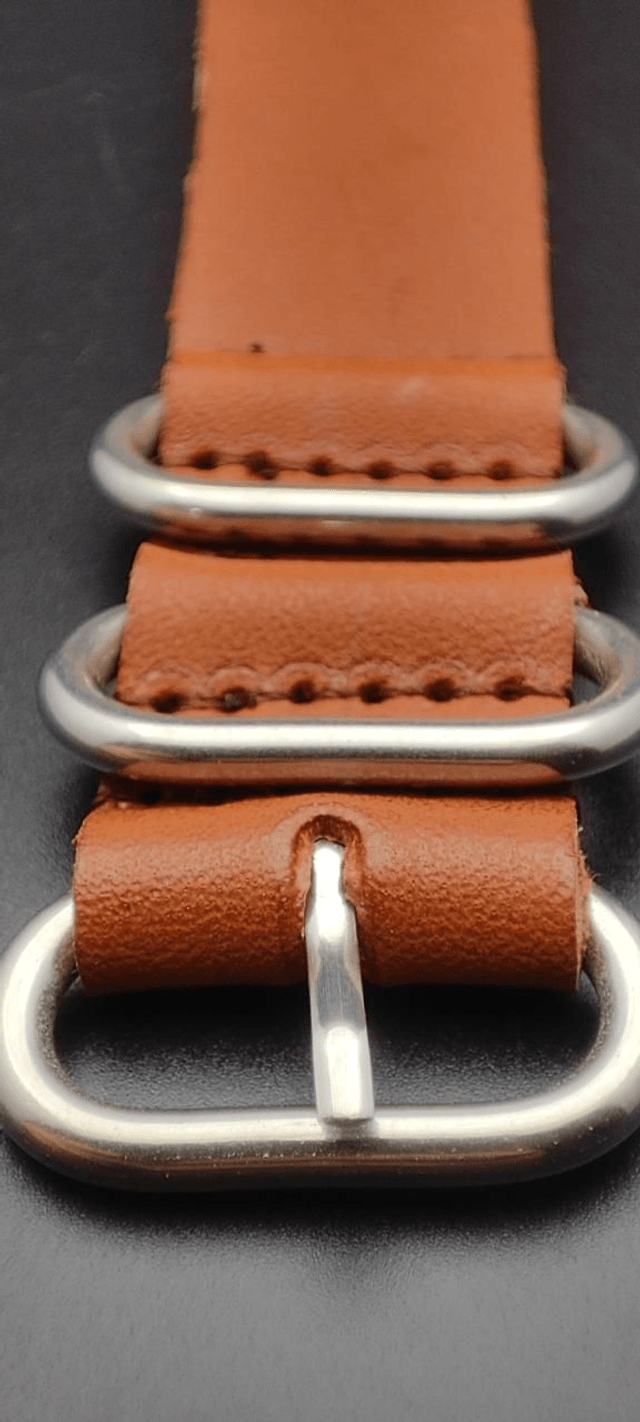 Type NATO en Cuir PU